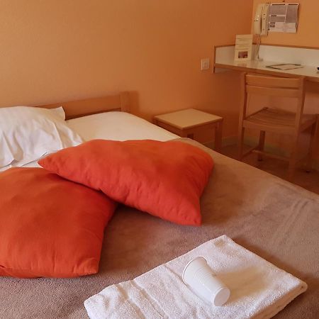 Hotel Le Bretagne Louvigné-de-Bais Buitenkant foto