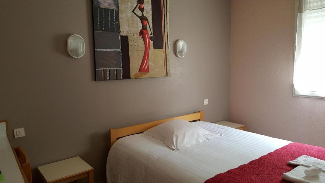Hotel Le Bretagne Louvigné-de-Bais Buitenkant foto