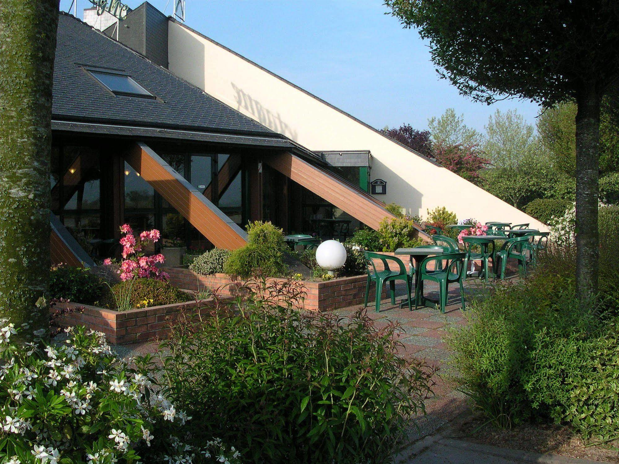 Hotel Le Bretagne Louvigné-de-Bais Buitenkant foto